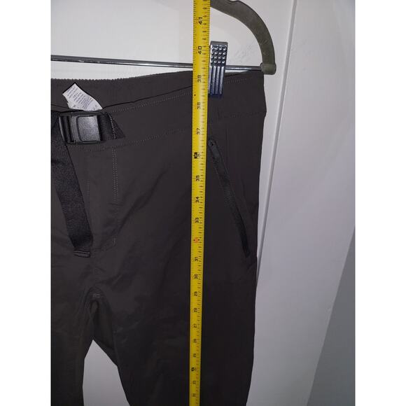 CRZ Yoga Outdoor Pants with adjustable belt straight leg Woman's medium - Picture 4 of 6